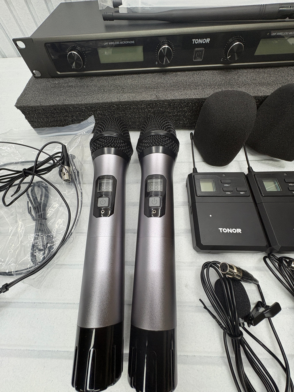 TONOR TW842 UHF Funkmikrofon Set