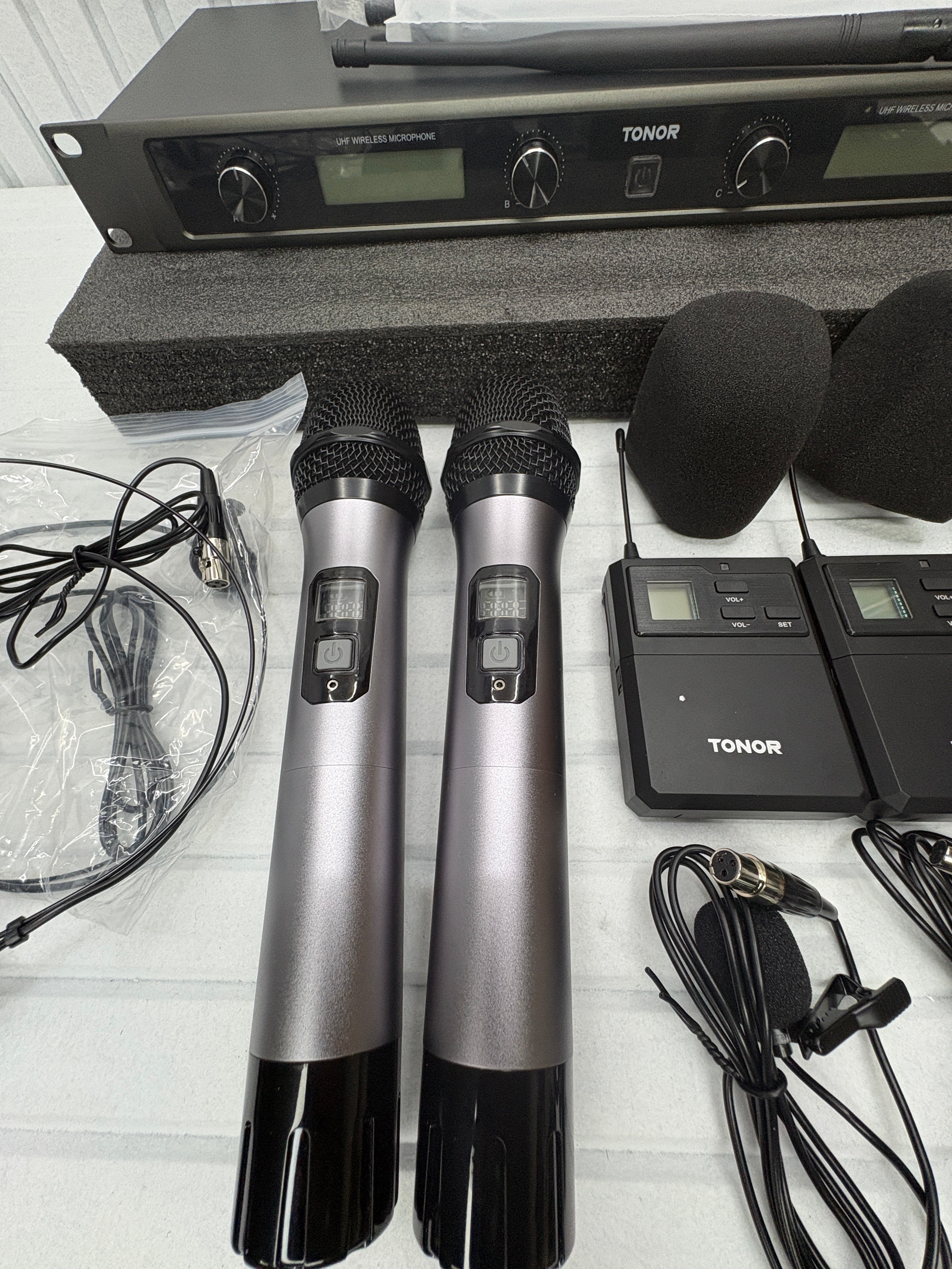 TONOR TW842 UHF Funkmikrofon Set