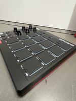 AKAI Professional MPD218 - MIDI Pad Controller