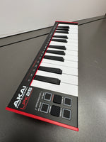 AKAI Professional LPK25 - USB MIDI Keyboard Controller