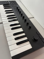 Native Instruments 26154 USB MIDI Controller Keyboard