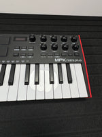 Akai MPK Mini Plus 37 Tasten MIDI Keyboard Controller