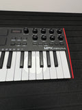 Akai MPK Mini Plus 37 Tasten MIDI Keyboard Controller