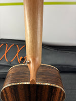 Batking Bariton Ukulele Elektrisch, 30 Zoll