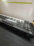 Novation 61SL MkIII 61-Key MIDI-Controller-Keyboard mit 49 Tasten
